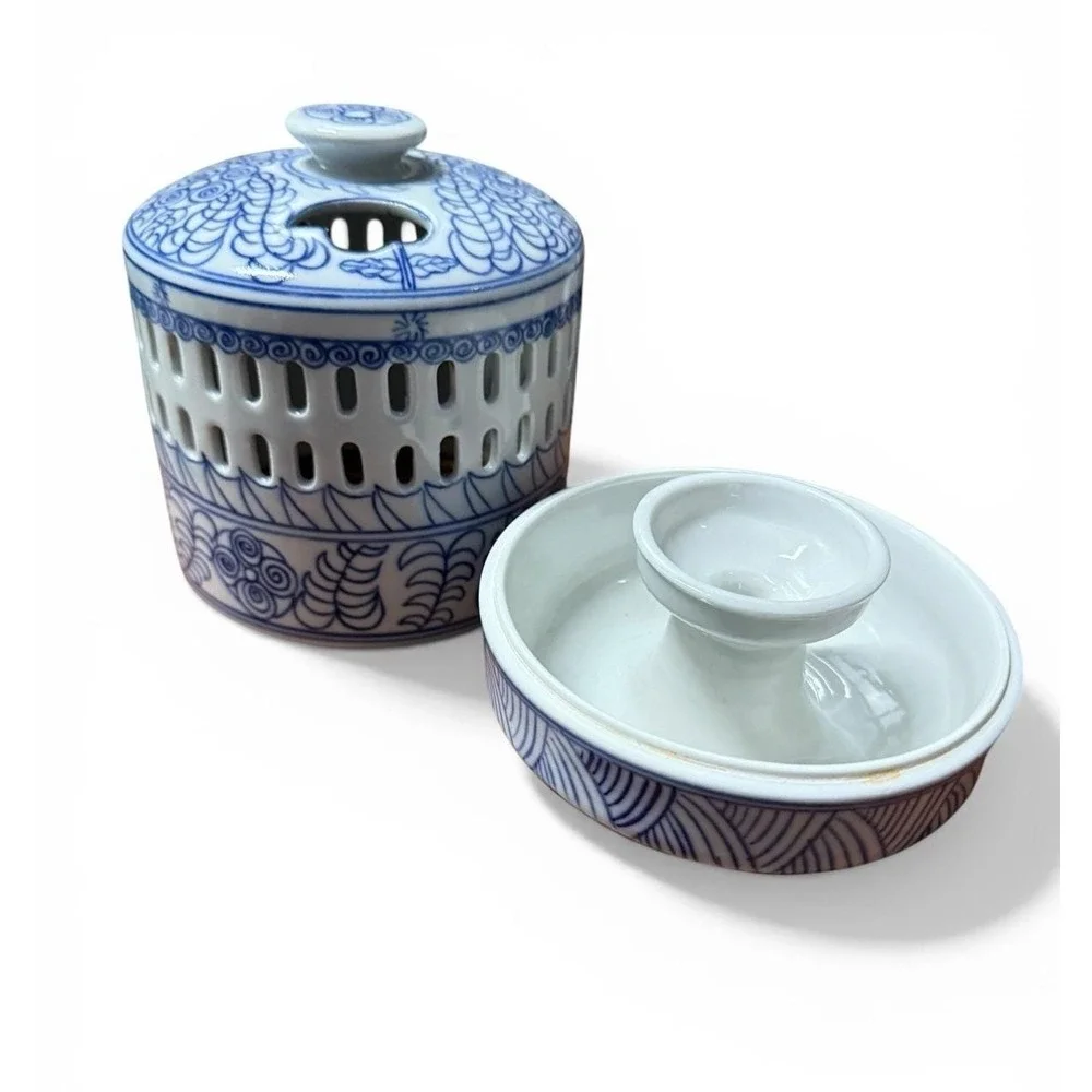 Chinese Blue White Antique / Vintage Reticulated Lantern Candlestick Holder